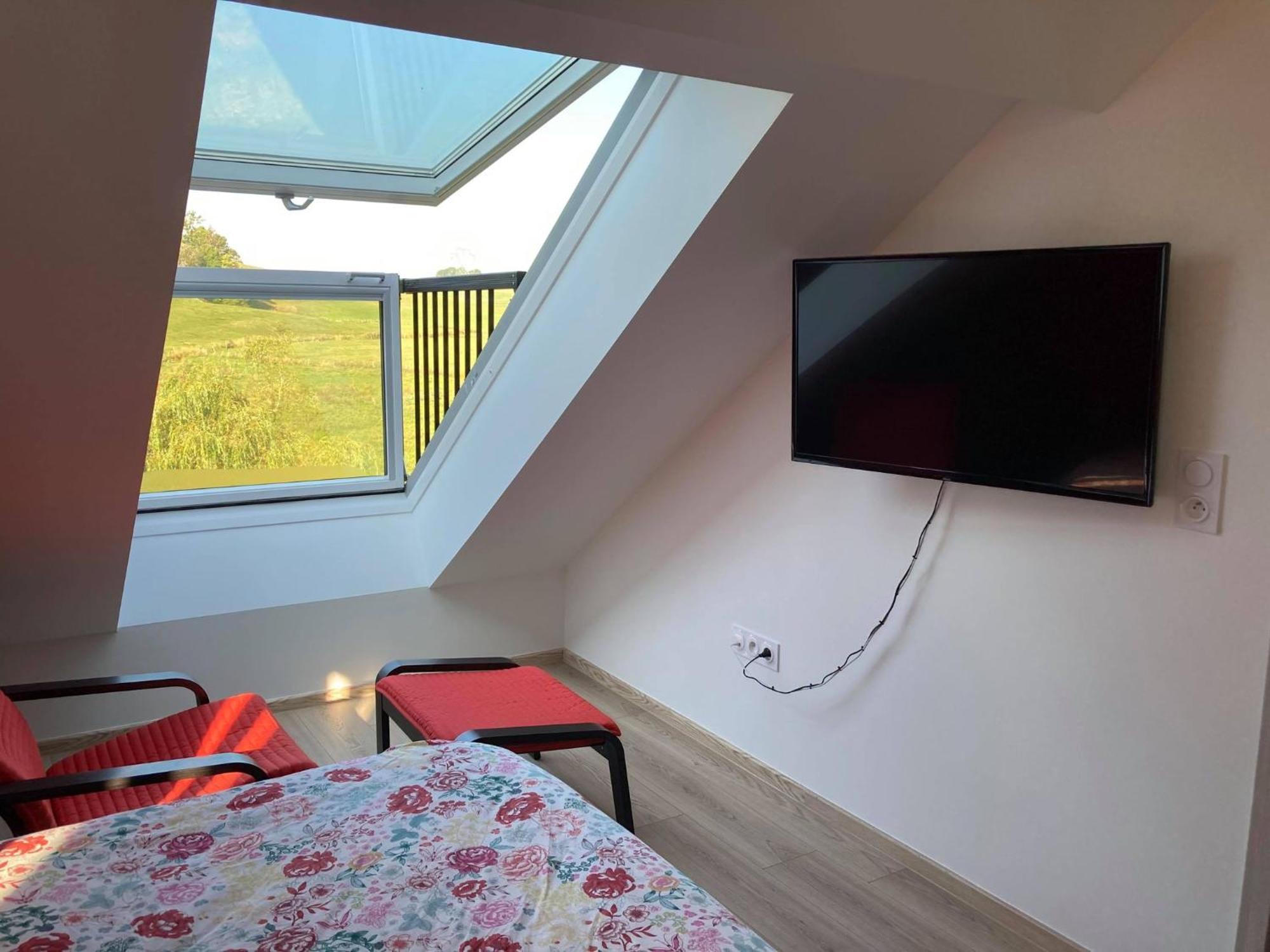 Censeau Le Moulin Des Oyes B&B 외부 사진